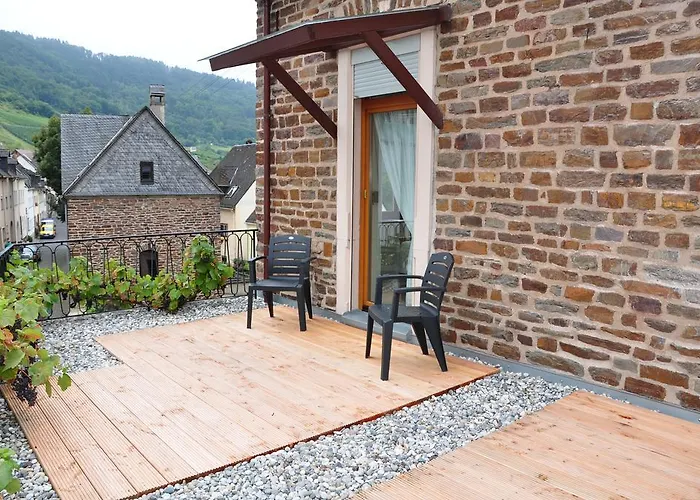 Altes Weingut An Der Vogtei 3* Senheim